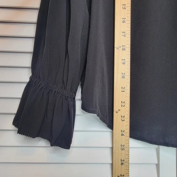 J.CREW Silk Ruffle High Neck Black Blouse Women's 6P Long Sleeves Ruffle Cuffs - Picture 11 of 11